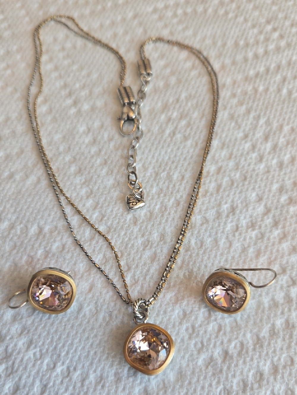 Brighton Venusian Iridescent Necklace And Earrings...Great Set!